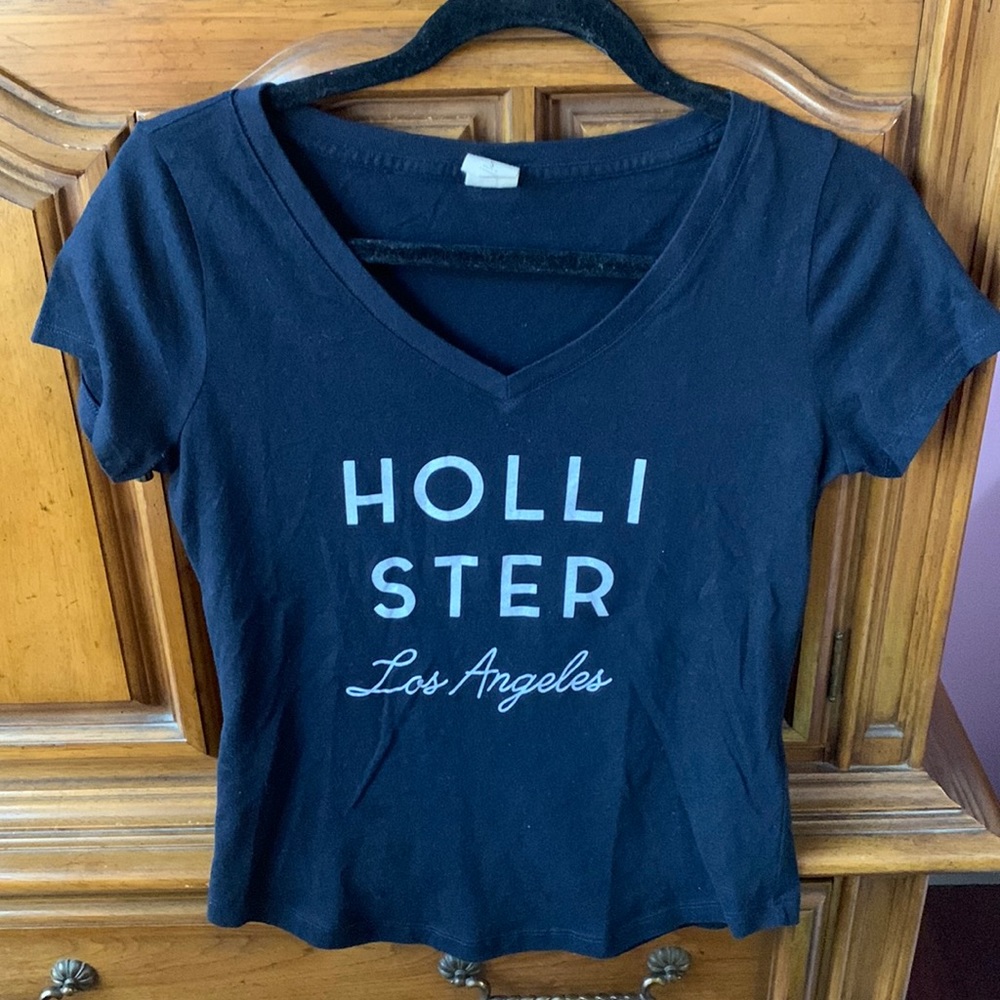 Hollister Loose Fit Logo Tee, Size Small